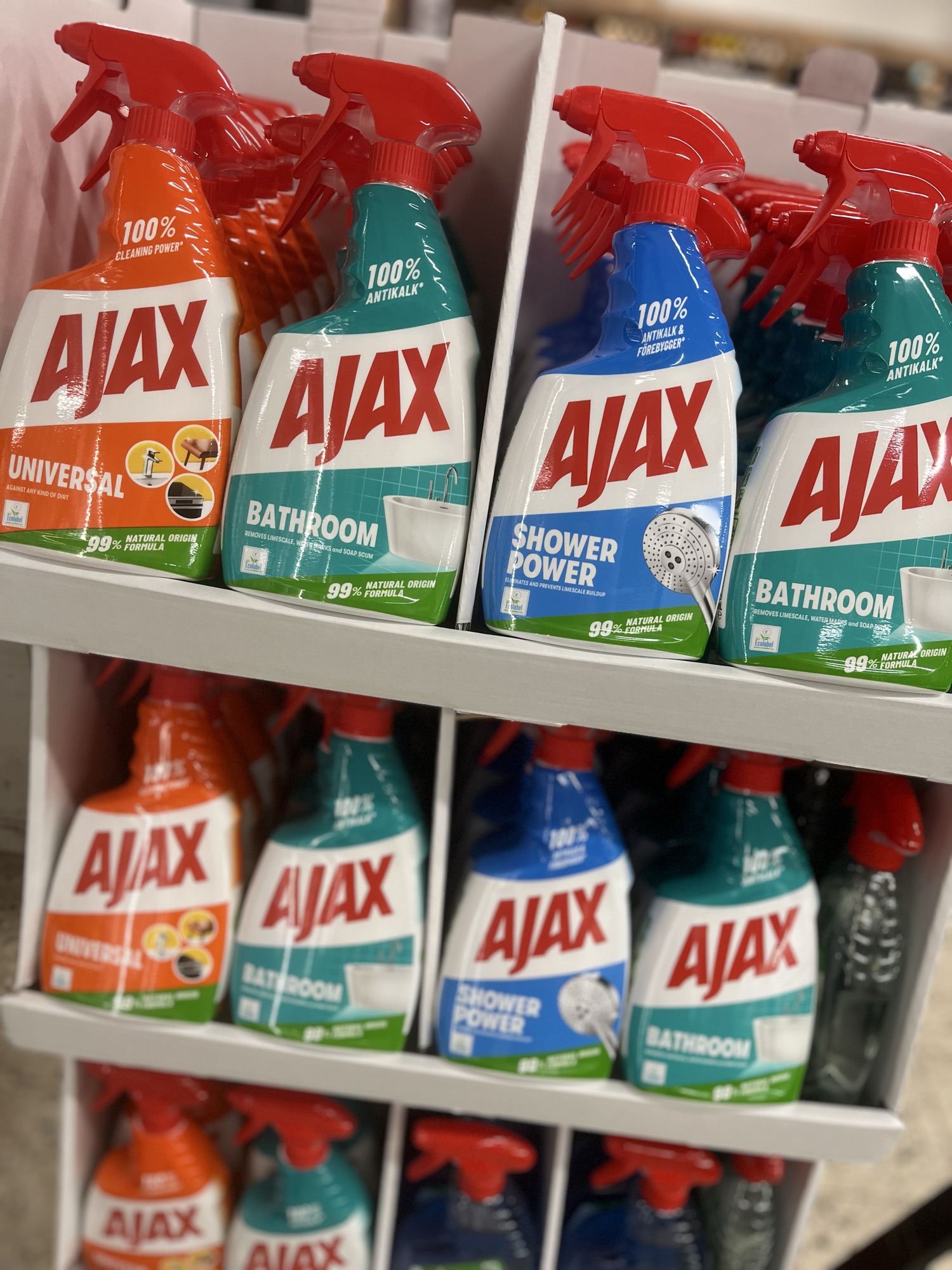 AJAX TIL FORÆLDRE, DER GIVER OP… MEN IKKE HELT 😉 ✨🧽